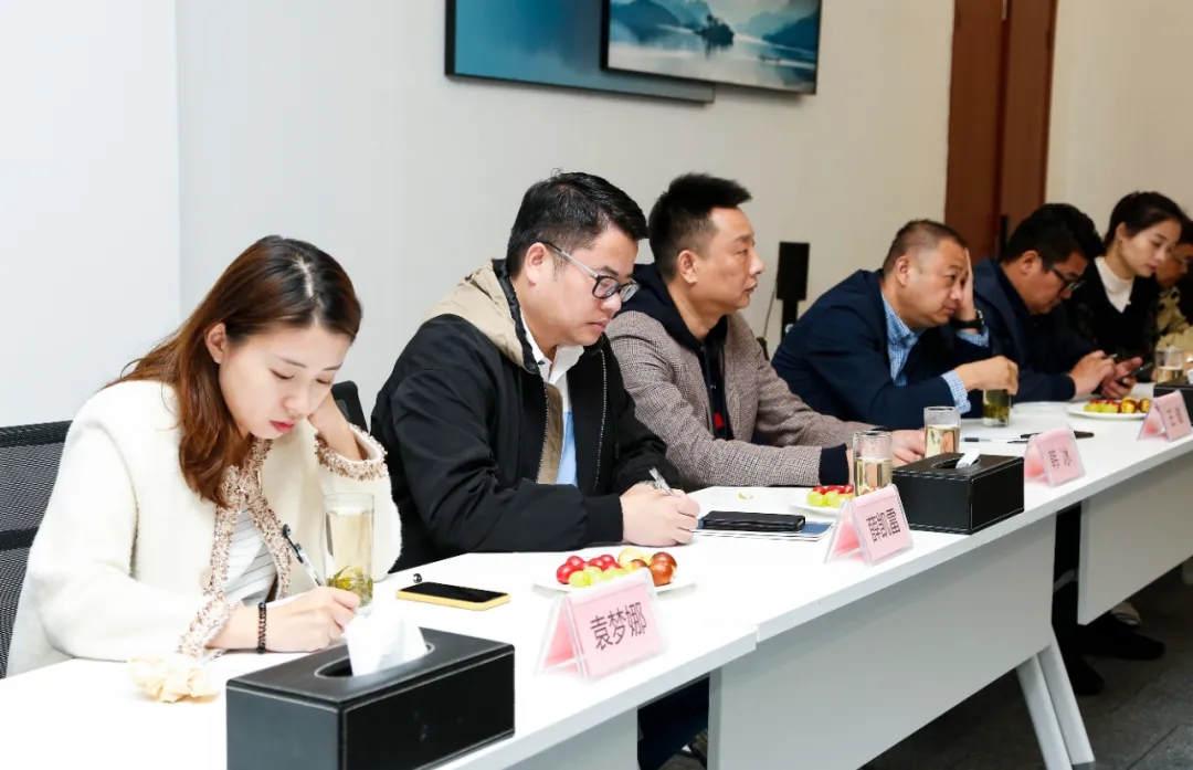 1605495294407842.jpg 1605495294407842.jpg